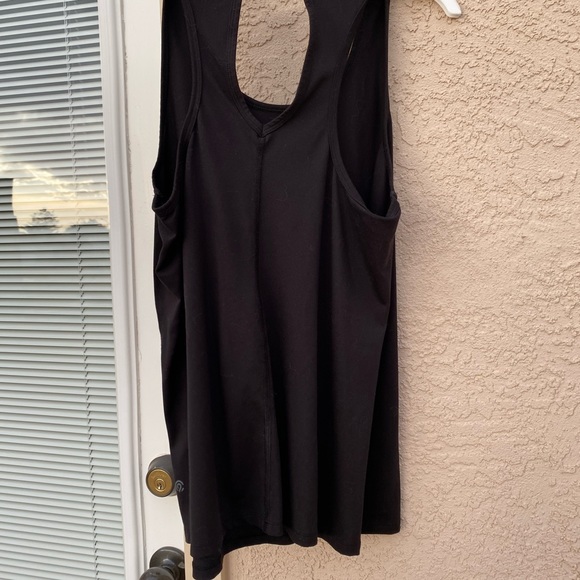 Nike Tank - Picture 3 of 3